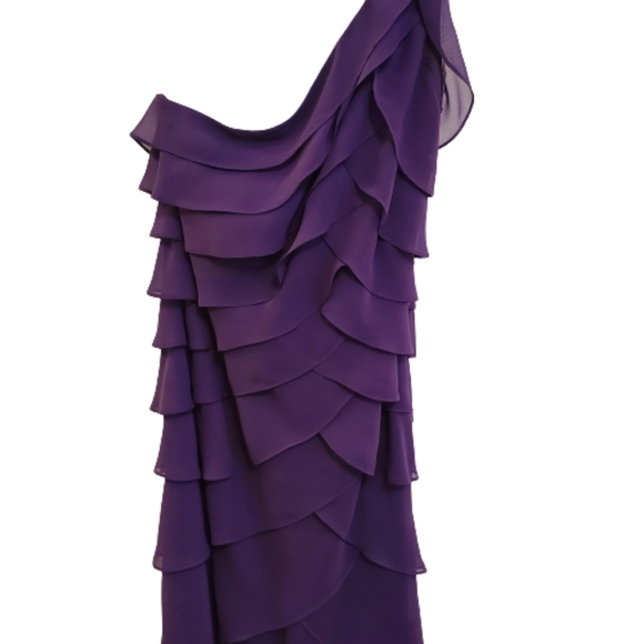 NEW Davids Bridal One Shoulder Formal Dress - Picture 4 of 4